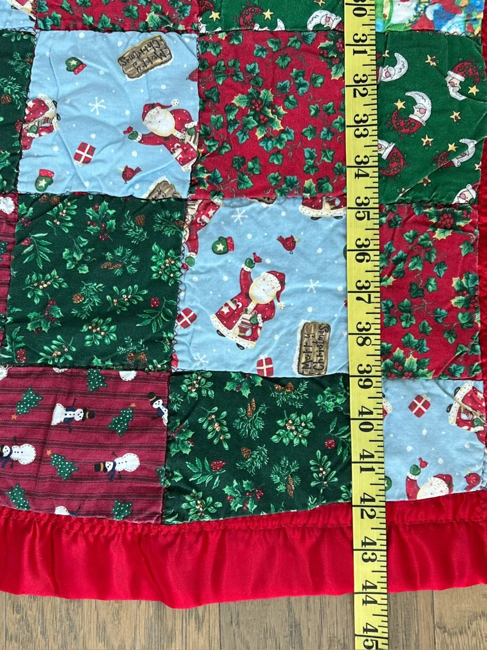 Vintage Xmas Quilt Satin Red Trim Holiday Christmas Festive Seasonal